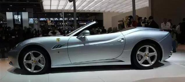 都說手動(dòng)擋更有樂趣 為何超跑不用手動(dòng)擋？